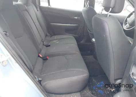 2012 Chrysler 200 Touring z USA, uszkodzony, nr VIN 1C3CCBBB2CN181113